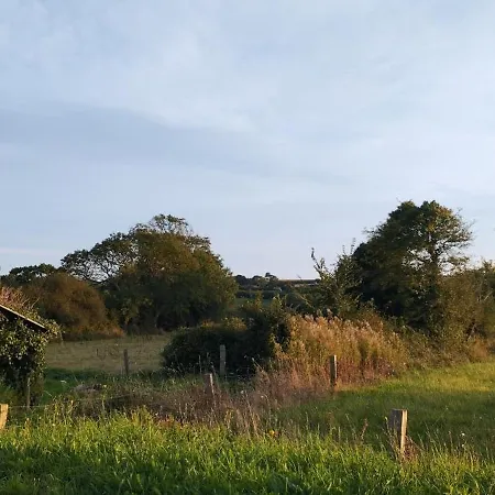 Casa de Férias Au Bord De La Saint-Georges-de-la-Riviere