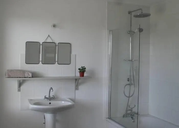 Au Bord De La * Saint-Georges-de-la-Riviere